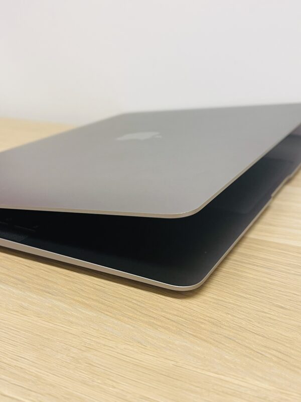 MacBook Air 13", Refurbished – Bild 6