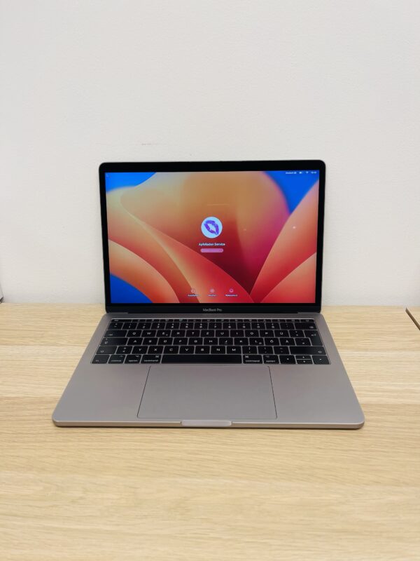 MacBook Pro 13", Refurbished