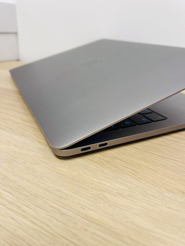 MacBook Pro 13", Refurbished – Bild 9