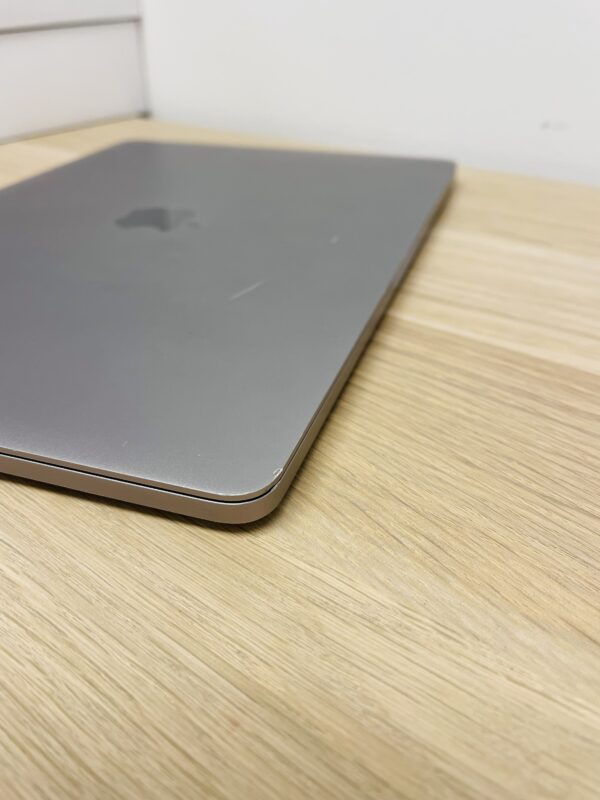 MacBook Pro 13", Refurbished – Bild 8